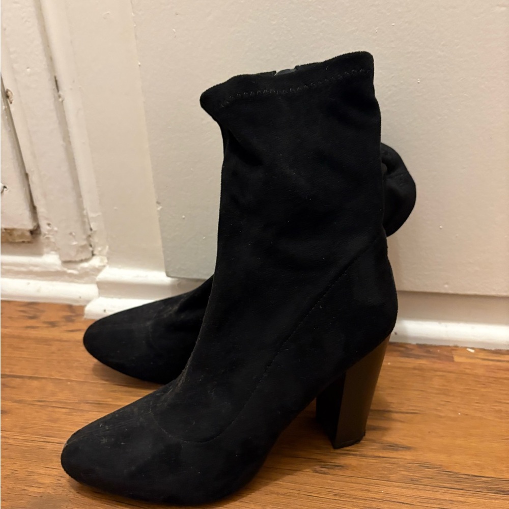 Elegant Black Women's Boots